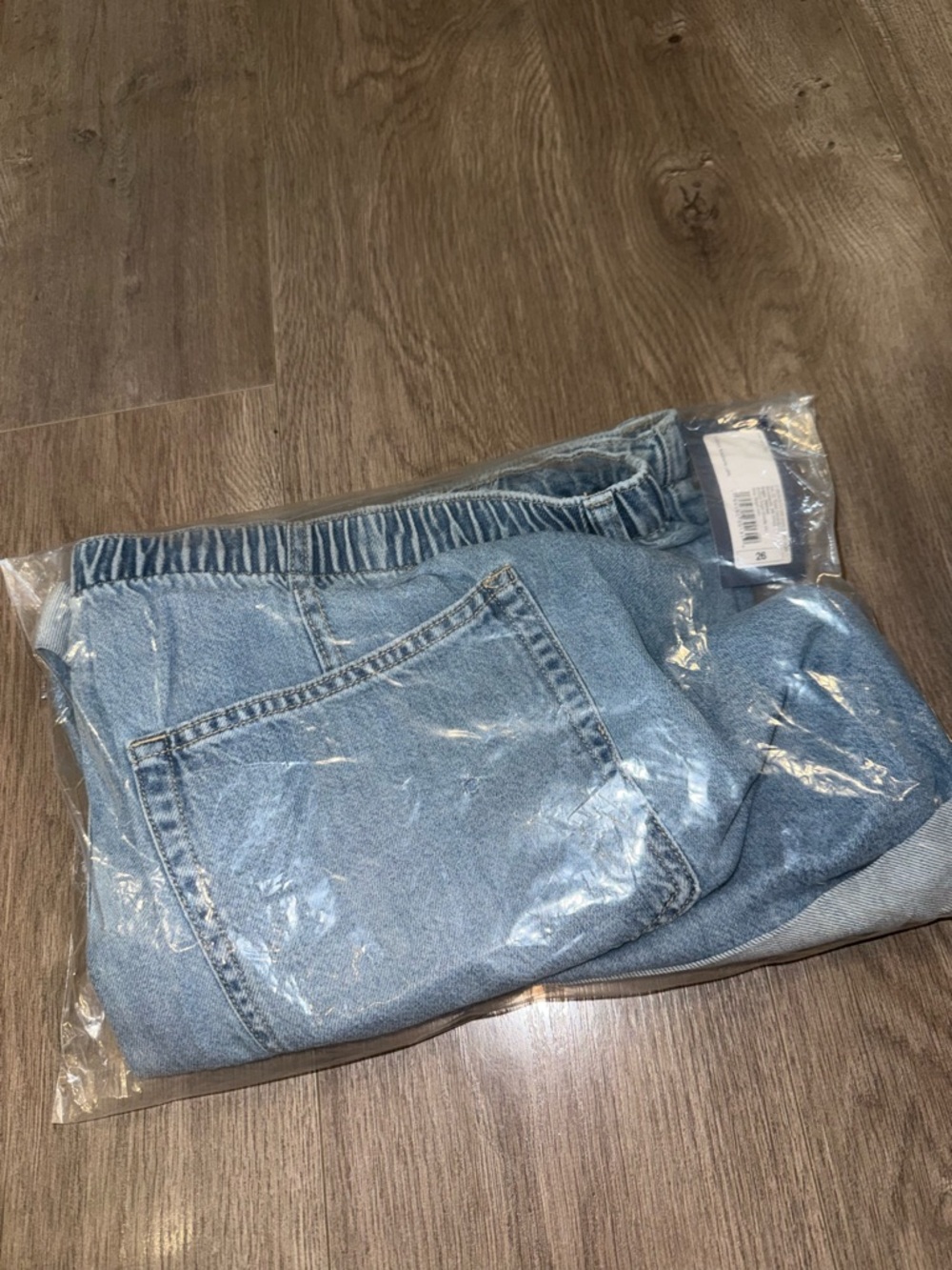 Pull-on Drawstring High-Rise Jeans Shorts - Universal ThreadLight Wash -26 - Picture 2 of 2